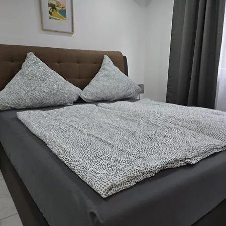 Balthasar Neumann Speiserei & Gaestehaus - Zentrum -e-ladestation, Naehe Phantasialand Penzion 2*