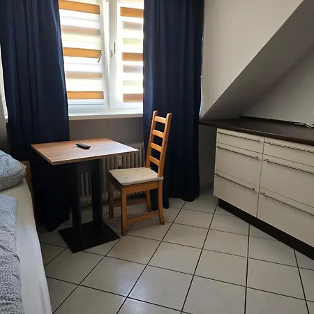 Balthasar Neumann Speiserei & Gaestehaus - Zentrum -e-ladestation, Naehe Phantasialand Penzion