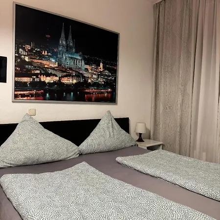 Balthasar Neumann Speiserei & Gaestehaus - Zentrum -e-ladestation, Naehe Phantasialand 2* Brühl