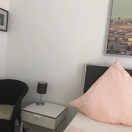 Balthasar Neumann Speiserei & Gaestehaus - Zentrum -e-ladestation, Naehe Phantasialand Penzion