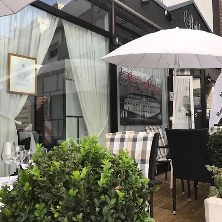 Balthasar Neumann Speiserei & Gaestehaus - Zentrum -e-ladestation, Naehe Phantasialand Penzion Brühl