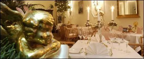 Balthasar Neumann Speiserei&gästehaus - Zentrum -e-ladestation, Nähe Phantasialand