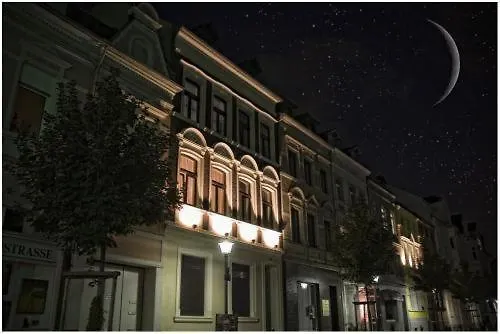 Balthasar Neumann Speiserei & Gaestehaus - Zentrum -e-ladestation, Naehe Phantasialand Brühl