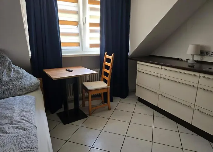 Balthasar Neumann Speiserei&gästehaus - Zentrum -e-ladestation, Nähe Phantasialand Gasthof