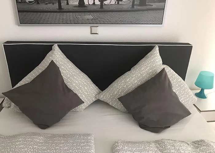 Balthasar Neumann Speiserei & Gaestehaus - Zentrum -e-ladestation, Naehe Phantasialand 2*