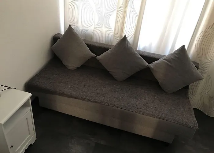 Balthasar Neumann Speiserei&gästehaus - Zentrum -e-ladestation, Nähe Phantasialand 2* Brühl