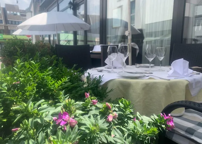 Balthasar Neumann Speiserei&gästehaus - Zentrum -e-ladestation, Nähe Phantasialand